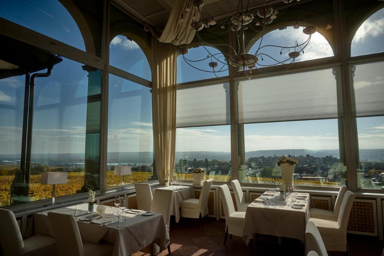Relais & Chateaux Hotel Burg Schwarzenstein Geisenheim Esterno foto