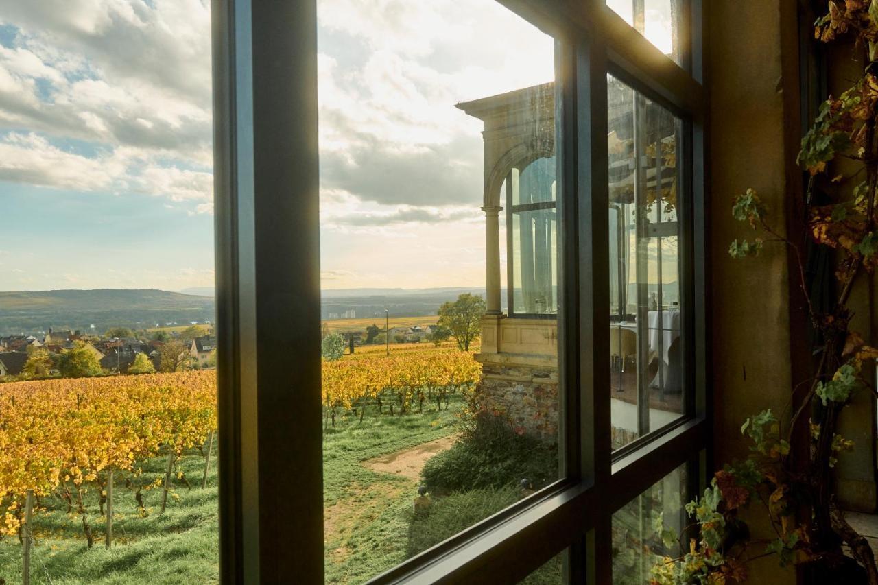 Relais & Chateaux Hotel Burg Schwarzenstein Geisenheim Esterno foto
